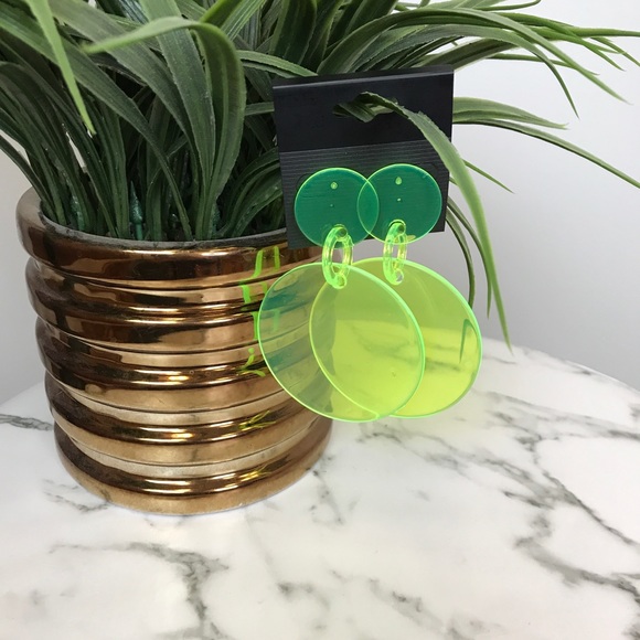 ‼️ Clear Acrylic Neon Yellow Drop Circle Earrings - Picture 5 of 6